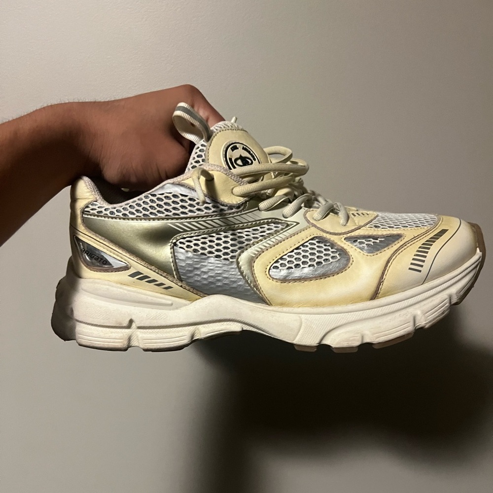 Axel Arigato Marathon Runners